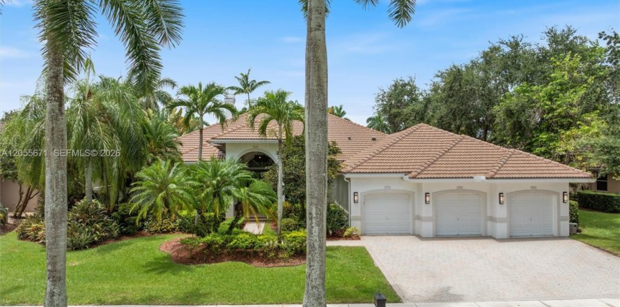 House in Weston, Florida 5 bedrooms, 369.66 sq.m. № 2244404