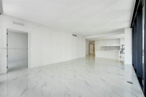 Copropriété à louer à Miami, Floride: 4 chambres, 244.89 m2 № 1987541 - photo 17