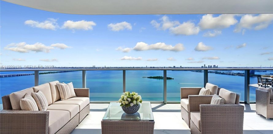 Condo à Miami, Floride, 4 chambres № 1987541