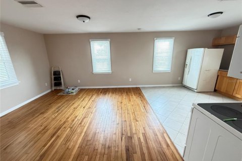 Casa en alquiler en Saint Petersburg, Florida, 2 dormitorios, 178.37 m2 № 1917397 - foto 7