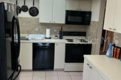 Copropriété à louer à Sarasota, Floride: 2 chambres, 120.12 m2 № 214587 - photo 16