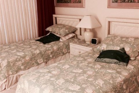 Copropriété à louer à Sarasota, Floride: 2 chambres, 120.12 m2 № 214587 - photo 3