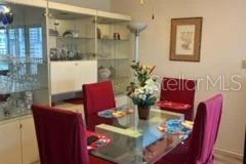 Copropriété à louer à Sarasota, Floride: 2 chambres, 120.12 m2 № 214587 - photo 10