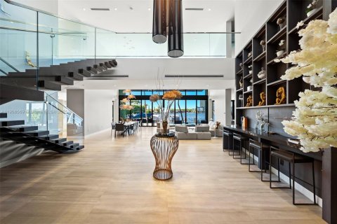 Купить виллу или дом в Норт-Майами-Бич, Флорида 5 спален, 496.75м2, № 1964596 - фото 20