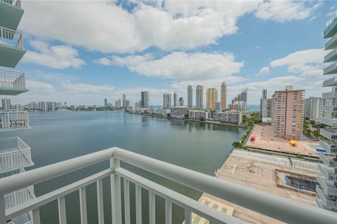Condominio en venta en Sunny Isles Beach, Florida, 2 dormitorios, 138.24 m2 № 1726037 - foto 12