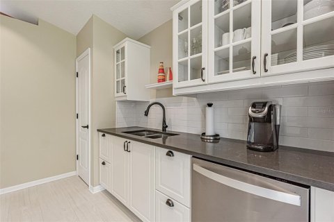 Villa ou maison à vendre à San Antonio, Floride: 2 chambres, 125.7 m2 № 2431600 - photo 18