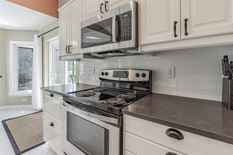 Villa ou maison à vendre à San Antonio, Floride: 2 chambres, 125.7 m2 № 2431600 - photo 13