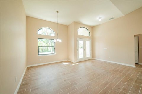 Villa ou maison à louer à Englewood, Floride: 3 chambres, 167.97 m2 № 2387496 - photo 5