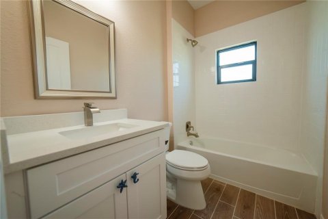 Villa ou maison à louer à Englewood, Floride: 3 chambres, 167.97 m2 № 2387496 - photo 14