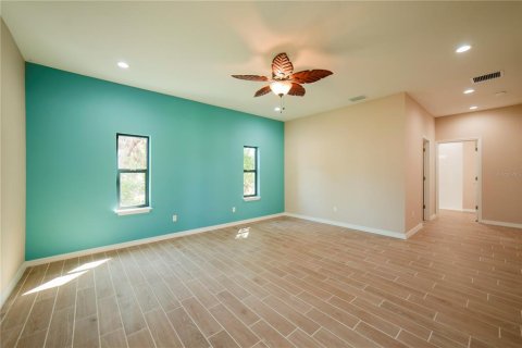 Villa ou maison à louer à Englewood, Floride: 3 chambres, 167.97 m2 № 2387496 - photo 9