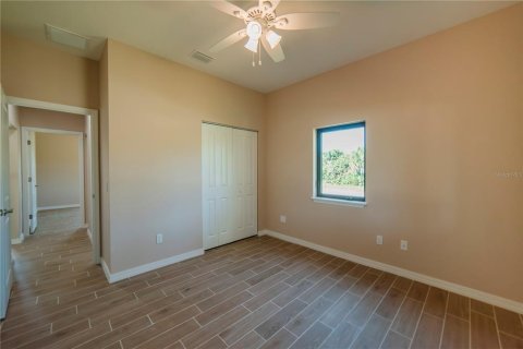 Villa ou maison à louer à Englewood, Floride: 3 chambres, 167.97 m2 № 2387496 - photo 13