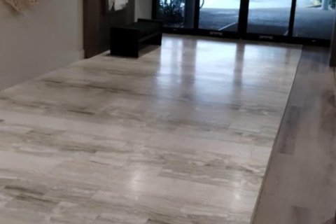 Condo in Hollywood, Florida, 1 bedroom № 2182156 - photo 6