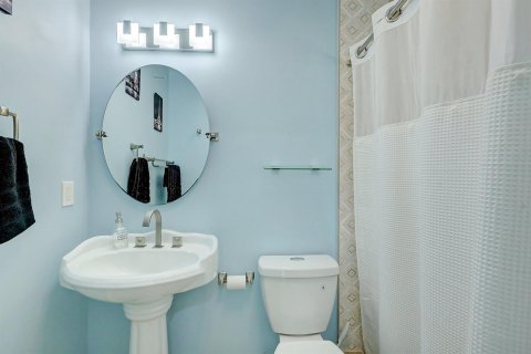Купить виллу или дом в Порт-Сент-Луси, Флорида 5 комнат, 181.25м2, № 2088191 - фото 27