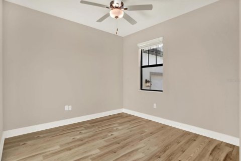 House in Brooksville, Florida 4 bedrooms, 234.86 sq.m. № 2403425 - photo 11