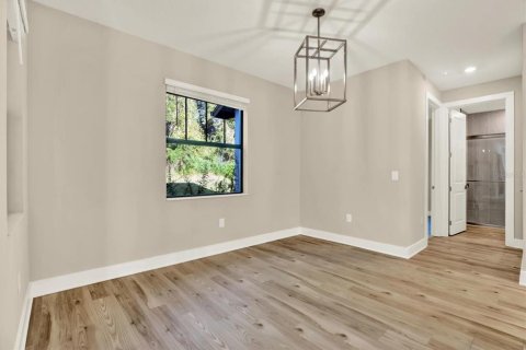 House in Brooksville, Florida 4 bedrooms, 234.86 sq.m. № 2403425 - photo 10