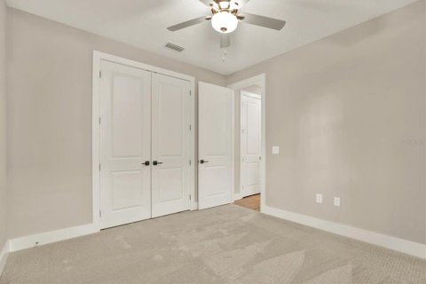 House in Brooksville, Florida 4 bedrooms, 234.86 sq.m. № 2403425 - photo 23