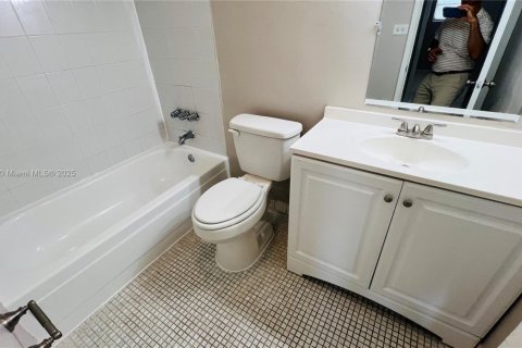 Copropriété à louer à Miami, Floride: 1 chambre, 56.21 m2 № 1966218 - photo 13