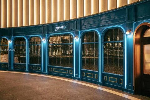 Купить коммерческую недвижимость в Халландейл-Бич, Флорида № 1862313 - фото 13
