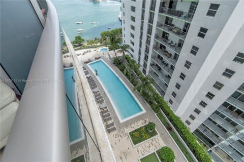 Condominio en alquiler en Miami, Florida, 1 dormitorio, 70.42 m2 № 1954358 - foto 28