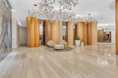 Condominio en alquiler en Miami, Florida, 1 dormitorio, 70.42 m2 № 1954358 - foto 24