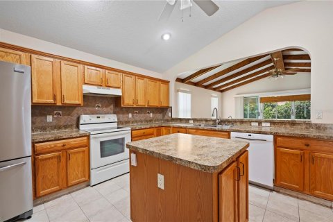 House in Summerfield, Florida 3 bedrooms, 159.51 sq.m. № 1680373 - photo 13