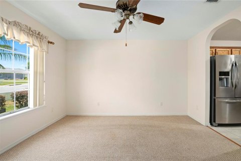 House in Summerfield, Florida 3 bedrooms, 159.51 sq.m. № 1680373 - photo 17