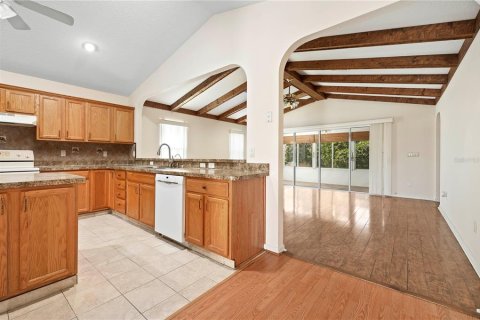 House in Summerfield, Florida 3 bedrooms, 159.51 sq.m. № 1680373 - photo 11