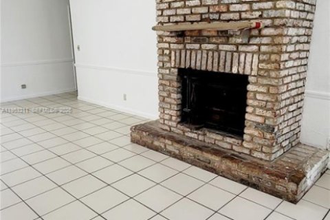 Купить виллу или дом в Маргит, Флорида 3 спальни, 191.47м2, № 2027761 - фото 21