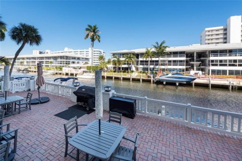 Apartamento en alquiler en Fort Lauderdale, Florida, 2 dormitorios, 132.85 m2 № 2174078 - foto 2