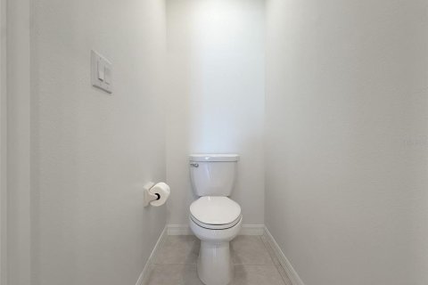 Townhouse in San Antonio, Florida 3 bedrooms, 167.32 sq.m. № 2419754 - photo 17