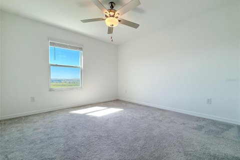 Townhouse in San Antonio, Florida 3 bedrooms, 167.32 sq.m. № 2419754 - photo 30