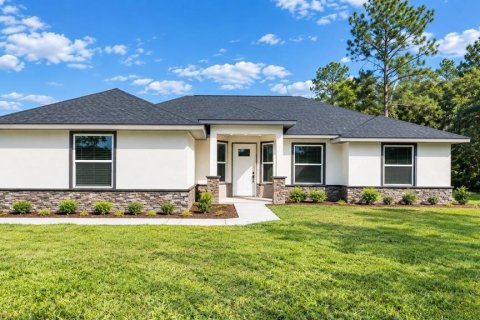 Villa ou maison à Dunnellon, Floride 4 chambres, 158.49 m2 № 2400912