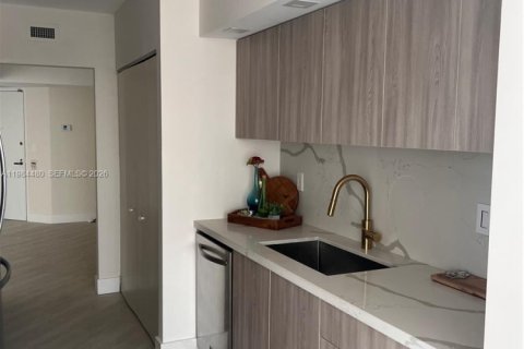 Снять в аренду кондоминиум в Авентура, Флорида 2 спальни, 141.4м2, № 2047538 - фото 6