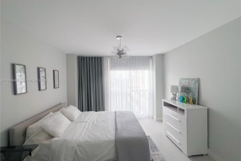 Снять в аренду кондоминиум в Авентура, Флорида 2 спальни, 141.4м2, № 2047538 - фото 7