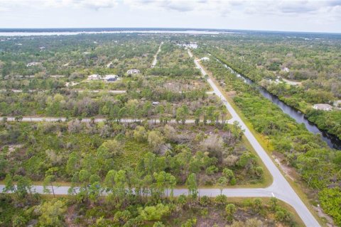 Terreno en Port Charlotte, Florida № 2228541