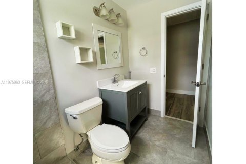 House in Cooper City, Florida 3 bedrooms, 148.64 sq.m. № 2050283 - photo 11