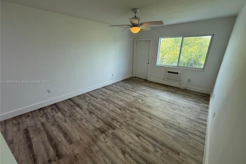 Appartement à louer à Miami Beach, Floride № 1895351 - photo 3