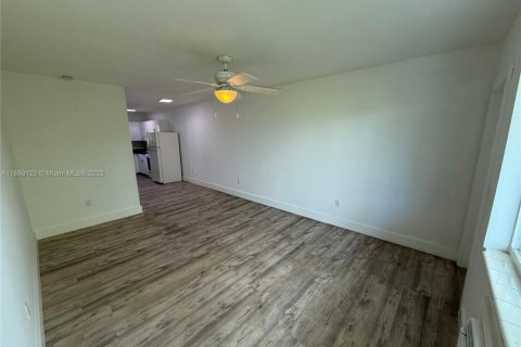 Appartement à louer à Miami Beach, Floride № 1895351 - photo 2