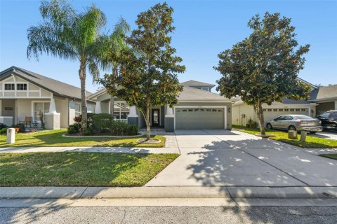 Casa en Land O' Lakes, Florida 5 dormitorios, 246.38 m2 № 2123182