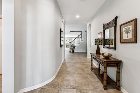 House in Land O' Lakes, Florida 5 bedrooms, 246.38 sq.m. № 2123182 - photo 6