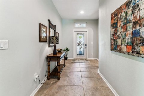 House in Land O' Lakes, Florida 5 bedrooms, 246.38 sq.m. № 2123182 - photo 7