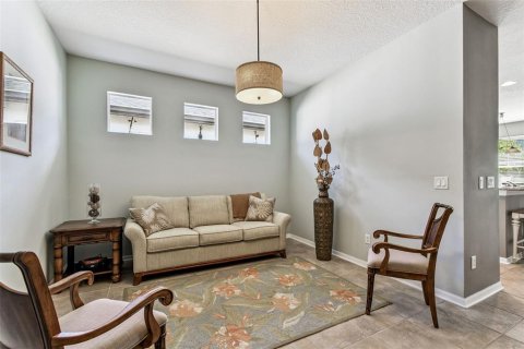 House in Land O' Lakes, Florida 5 bedrooms, 246.38 sq.m. № 2123182 - photo 14