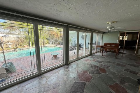 Casa en venta en Saint Petersburg, Florida, 3 dormitorios, 225.57 m2 № 1586712 - foto 10