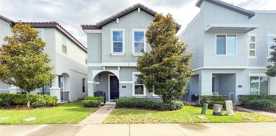 House in Windermere, Florida 4 bedrooms, 206.43 sq.m. № 1737069