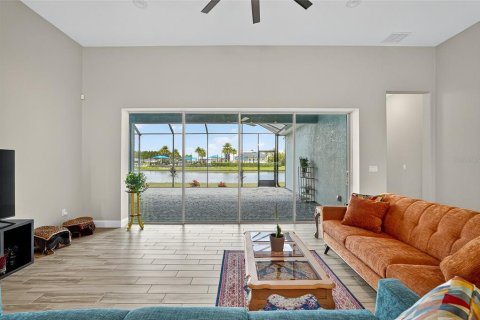 Casa en venta en Daytona Beach, Florida, 4 dormitorios, 225.29 m2 № 1900324 - foto 11