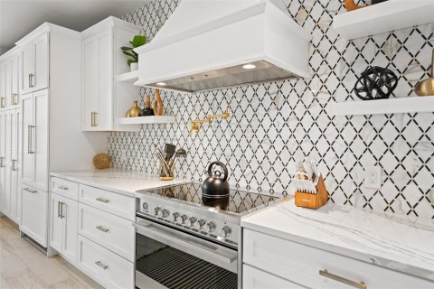 Casa en venta en Anna Maria, Florida, 4 dormitorios, 227.15 m2 № 1771643 - foto 5