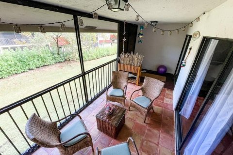 Condo in Palm Beach Gardens, Florida, 3 bedrooms  № 2192565 - photo 21
