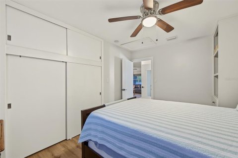 House in Palm Harbor, Florida 3 bedrooms, 133.41 sq.m. № 2412729 - photo 22
