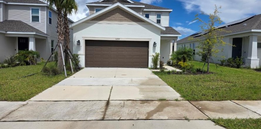 Villa ou maison à Kissimmee, Floride 3 chambres, 184.78 m2 № 2399334