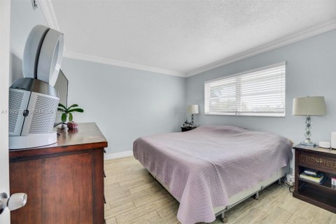 Снять в аренду кондоминиум в Форт-Лодердейл, Флорида 2 спальни, 74.32м2, № 1983818 - фото 20